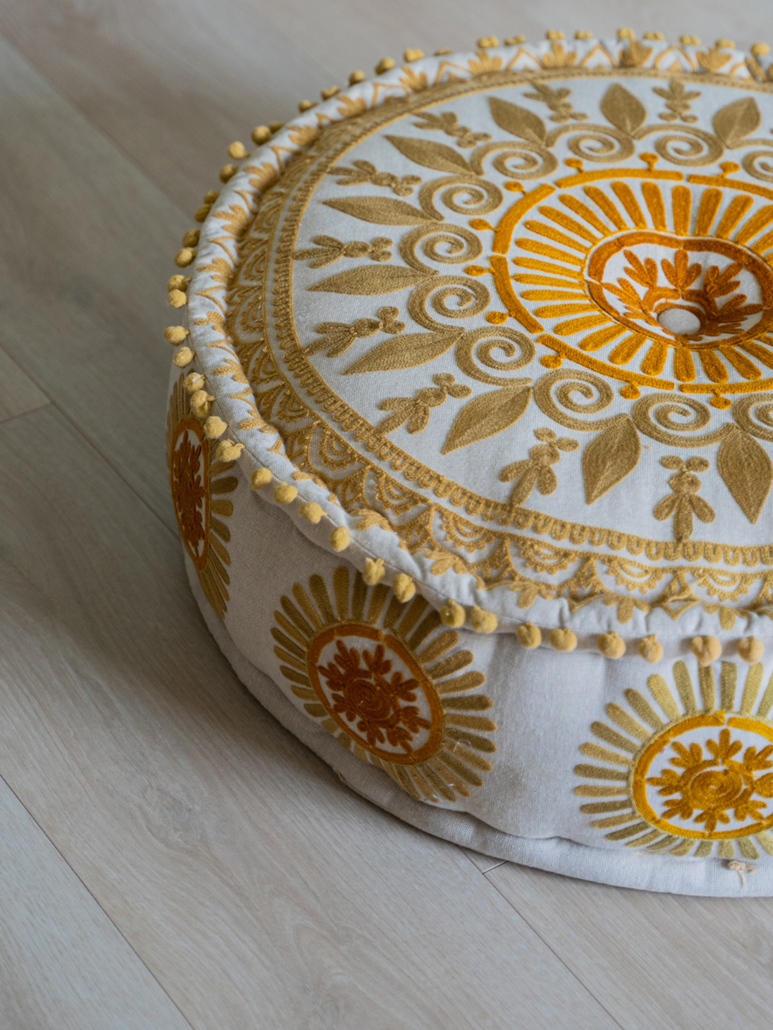 Heritage Tapestry Seat Pouf